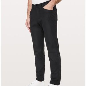Men’s Lululemon ABC pant